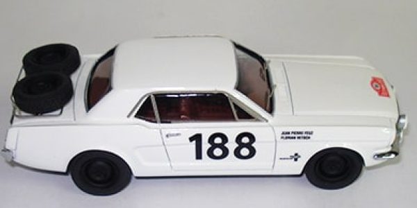 FORD MUSTANG #642